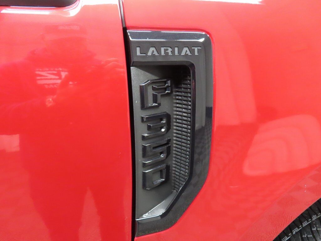 2022 Ford F-350 Super Duty 4x4 Crew Cab Lariat SRW Fond du Lac WI