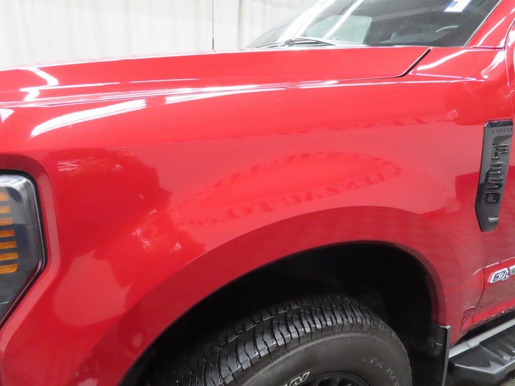 2022 Ford F-350 Super Duty 4x4 Crew Cab Lariat SRW Fond du Lac WI