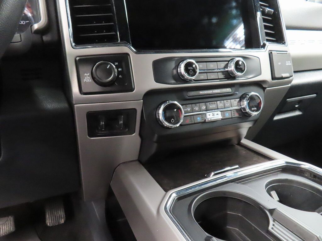 2022 Ford F-350 Super Duty 4x4 Crew Cab Lariat SRW Fond du Lac WI