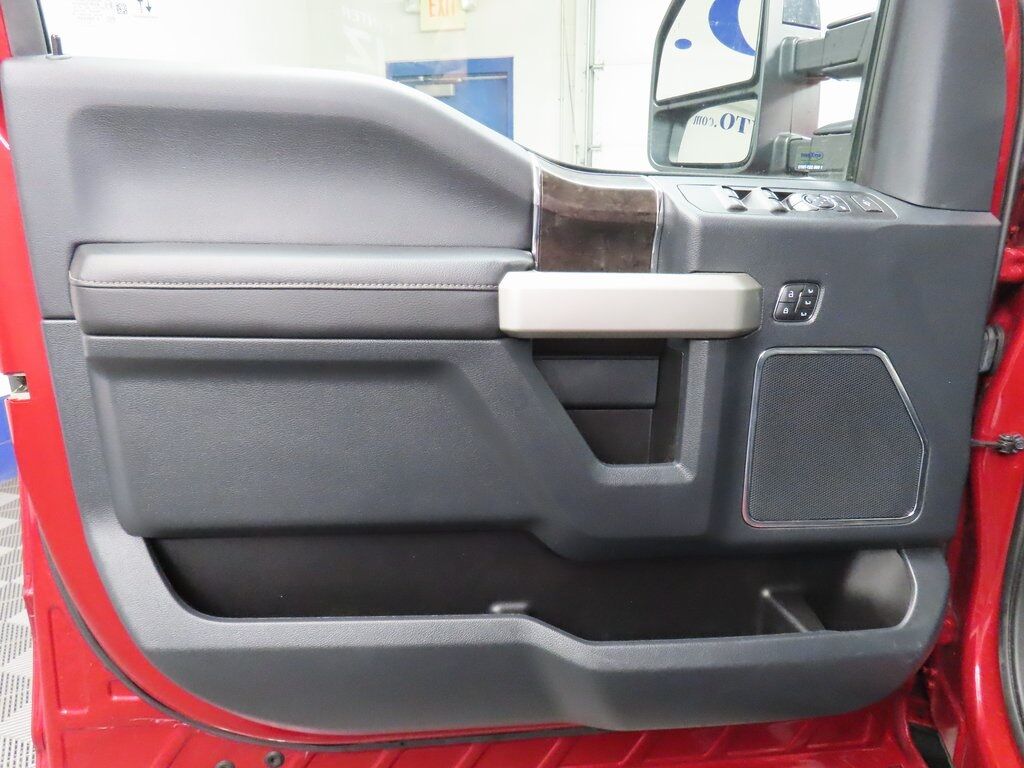 2022 Ford F-350 Super Duty 4x4 Crew Cab Lariat SRW Fond du Lac WI