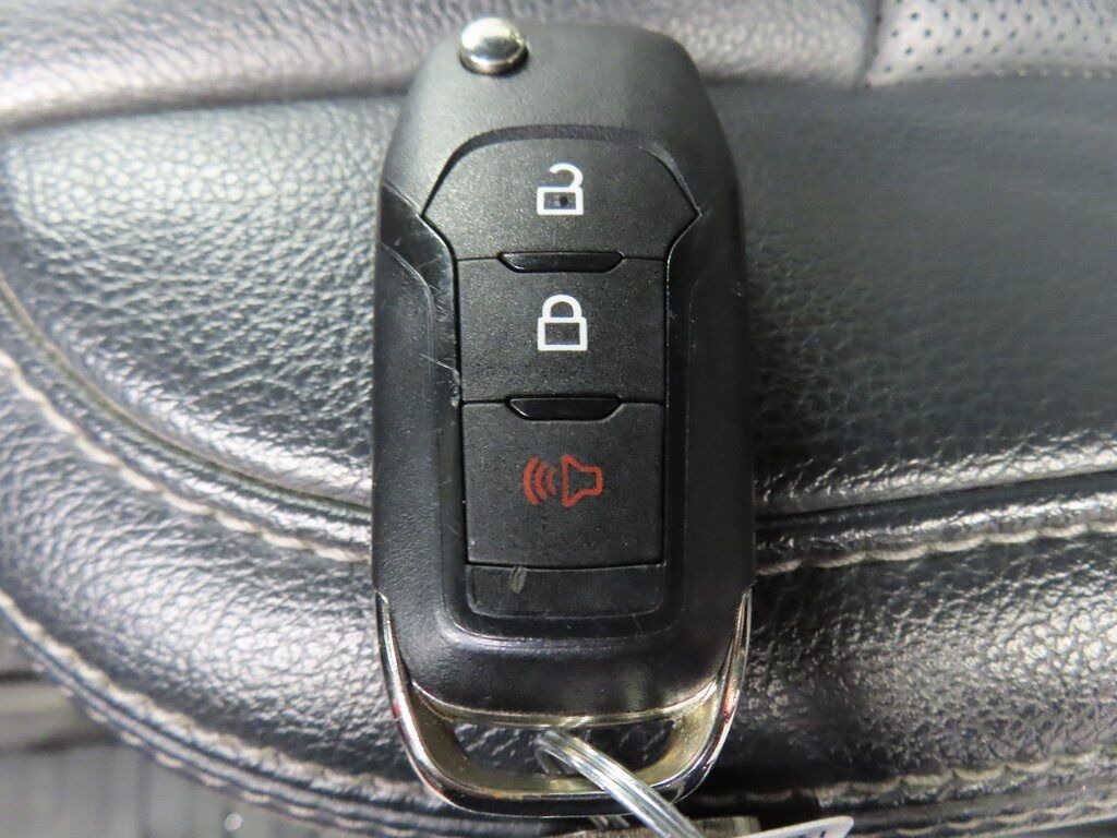 2022 Ford F-350 Super Duty 4x4 Crew Cab Lariat SRW Fond du Lac WI