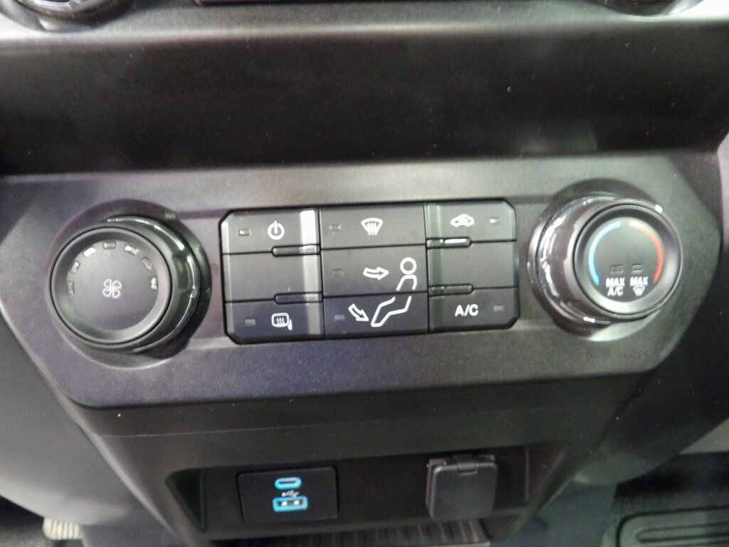 2022 Ford F-350 Super Duty 4x4 Regular Cab XLT DRW Fond du Lac WI