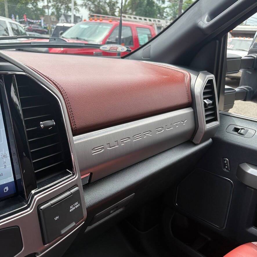 2022 Ford F-350 Super Duty Platinum 4x4 4dr Crew Cab 8 ft. LB SRW Pickup Edison NJ