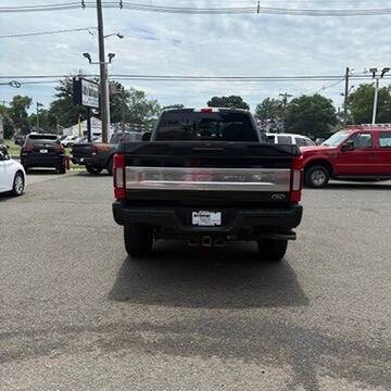 2022 Ford F-350 Super Duty Platinum 4x4 4dr Crew Cab 8 ft. LB SRW Pickup Edison NJ