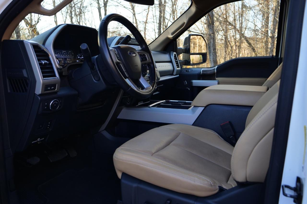 2022 Ford F-350SD LARIAT 4X4 / Wheels & Tires Upgrade / V8 Diesel! Lincolnton NC