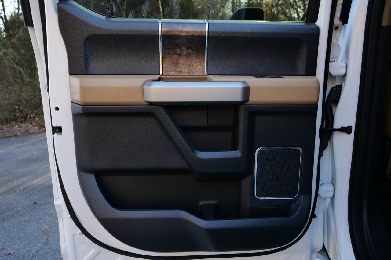 2022 Ford F-350SD LARIAT 4X4 / Wheels & Tires Upgrade / V8 Diesel! Lincolnton NC