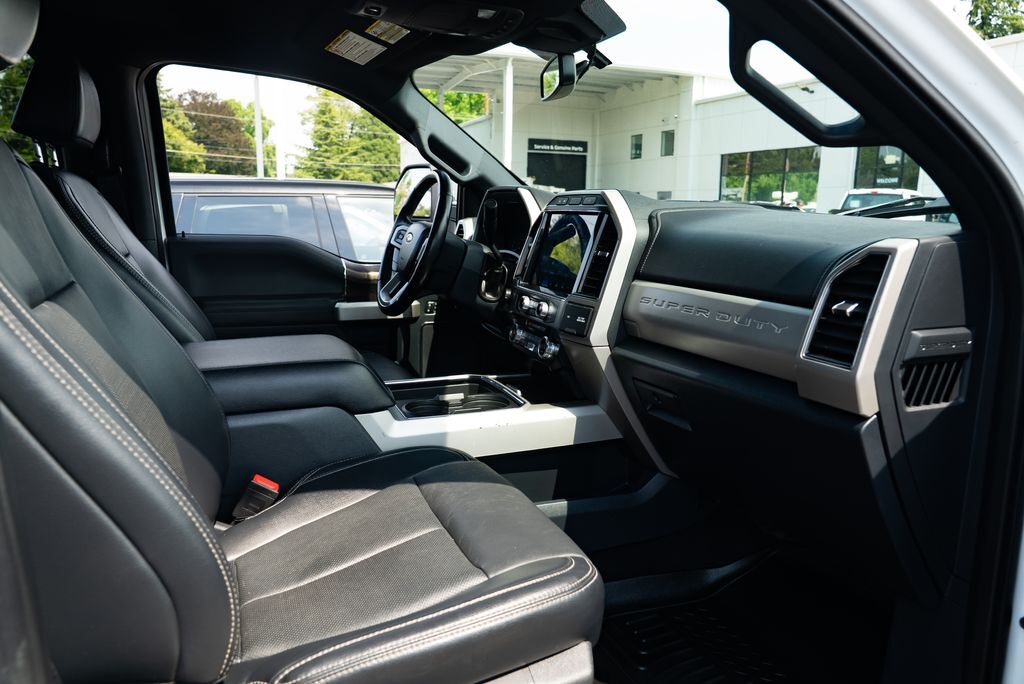 2022 Ford F-350SD Lariat Milwaukie OR