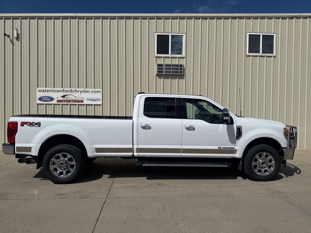 2022 Ford F-350SD Lariat