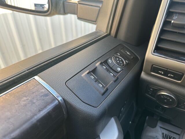 2022 Ford F-350SD Lariat Watertown SD