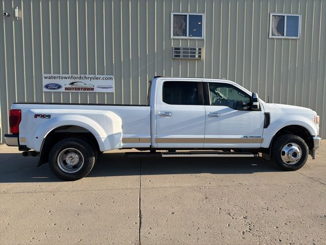 2022 Ford F-350SD Lariat