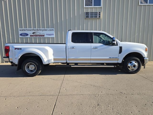 2022 Ford F-350SD Lariat