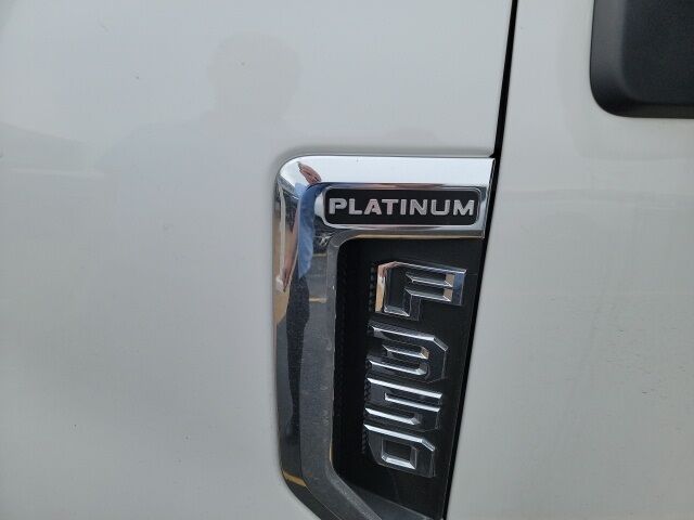 2022 Ford F-350SD Platinum
