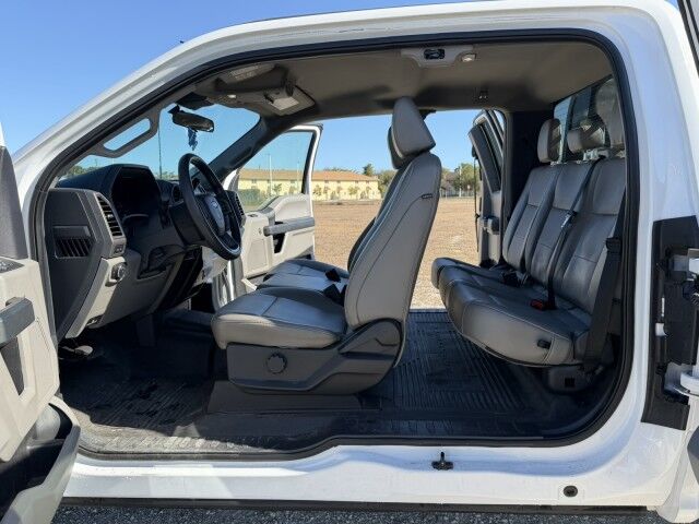 2022 Ford F-350XL Supercab 9'4 CM Truck Beds Steel Skirted Gooseneck Flatbed Truck Homestead FL