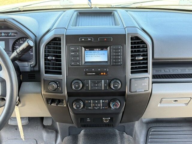 2022 Ford F-350XL Supercab 9'4 CM Truck Beds Steel Skirted Gooseneck Flatbed Truck Homestead FL