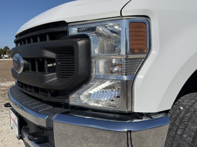 2022 Ford F-350XL Supercab 9'4 CM Truck Beds Steel Skirted Gooseneck Flatbed Truck Homestead FL
