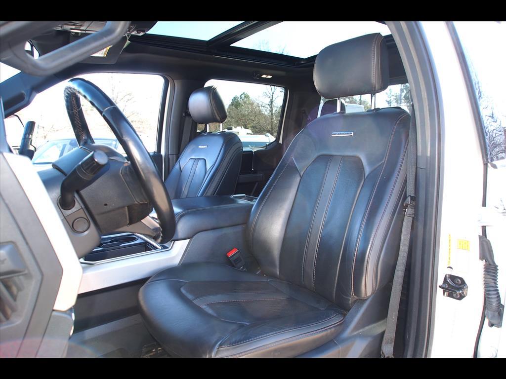 2022 Ford F-450 Super Duty Platinum