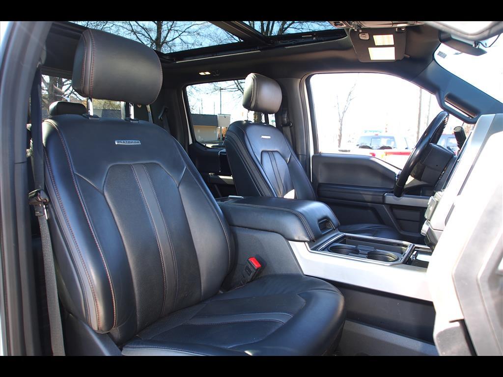 2022 Ford F-450 Super Duty Platinum