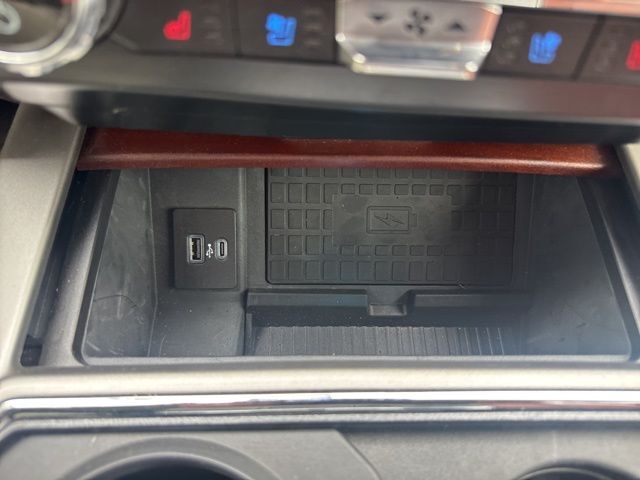 2022 Ford F-450SD King Ranch Random Lake WI
