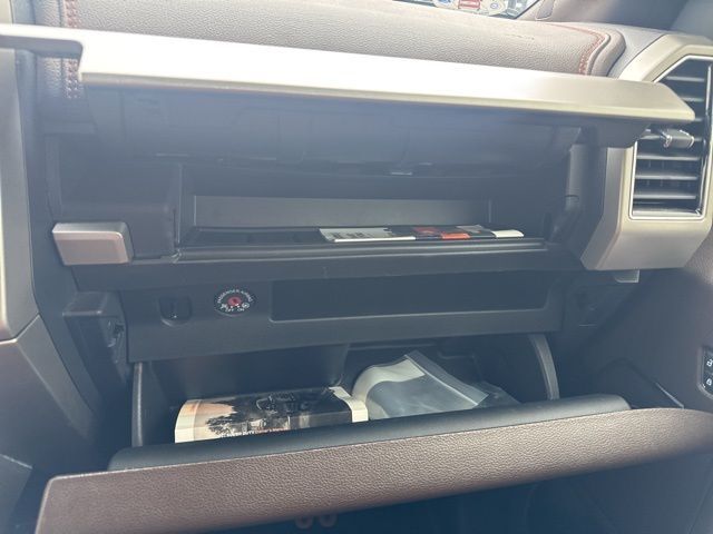 2022 Ford F-450SD King Ranch Random Lake WI