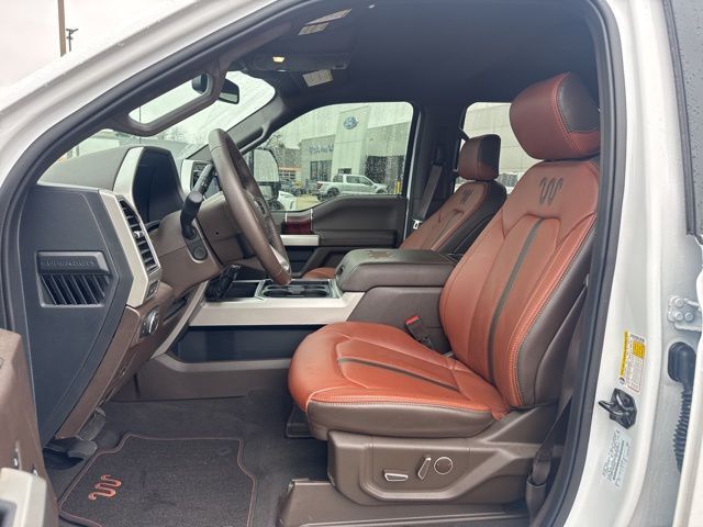 2022 Ford F-450SD King Ranch Random Lake WI