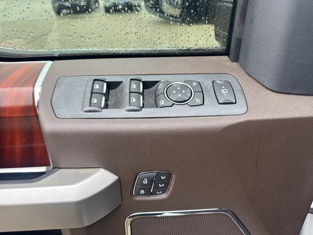 2022 Ford F-450SD King Ranch Random Lake WI