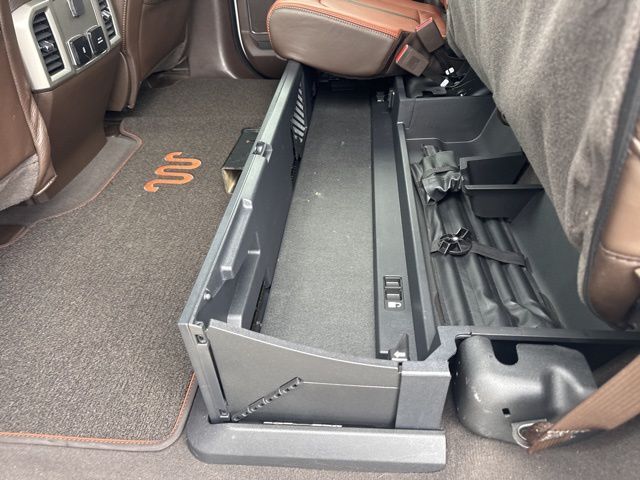 2022 Ford F-450SD King Ranch Random Lake WI