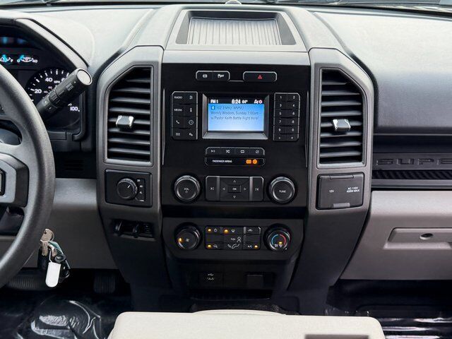 2022 Ford F-450SD XL Springfield VA