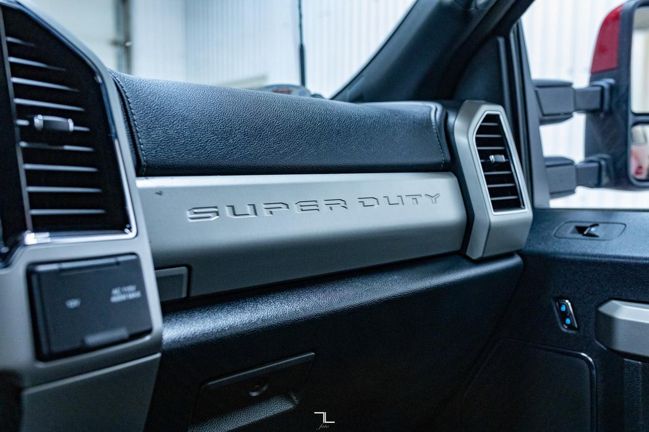 2022 Ford F-550 4x4 Crew Cab Lariat Cab & Chassis Diesel Leather Nav Red Deer AB