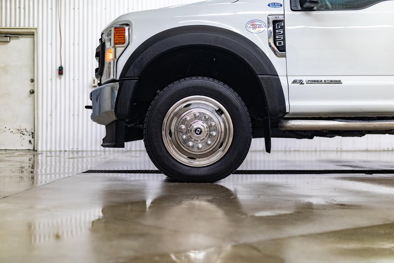 2022 Ford F-550 4x4 Crew Cab XL Picker Dually Deck Diesel Red Deer AB