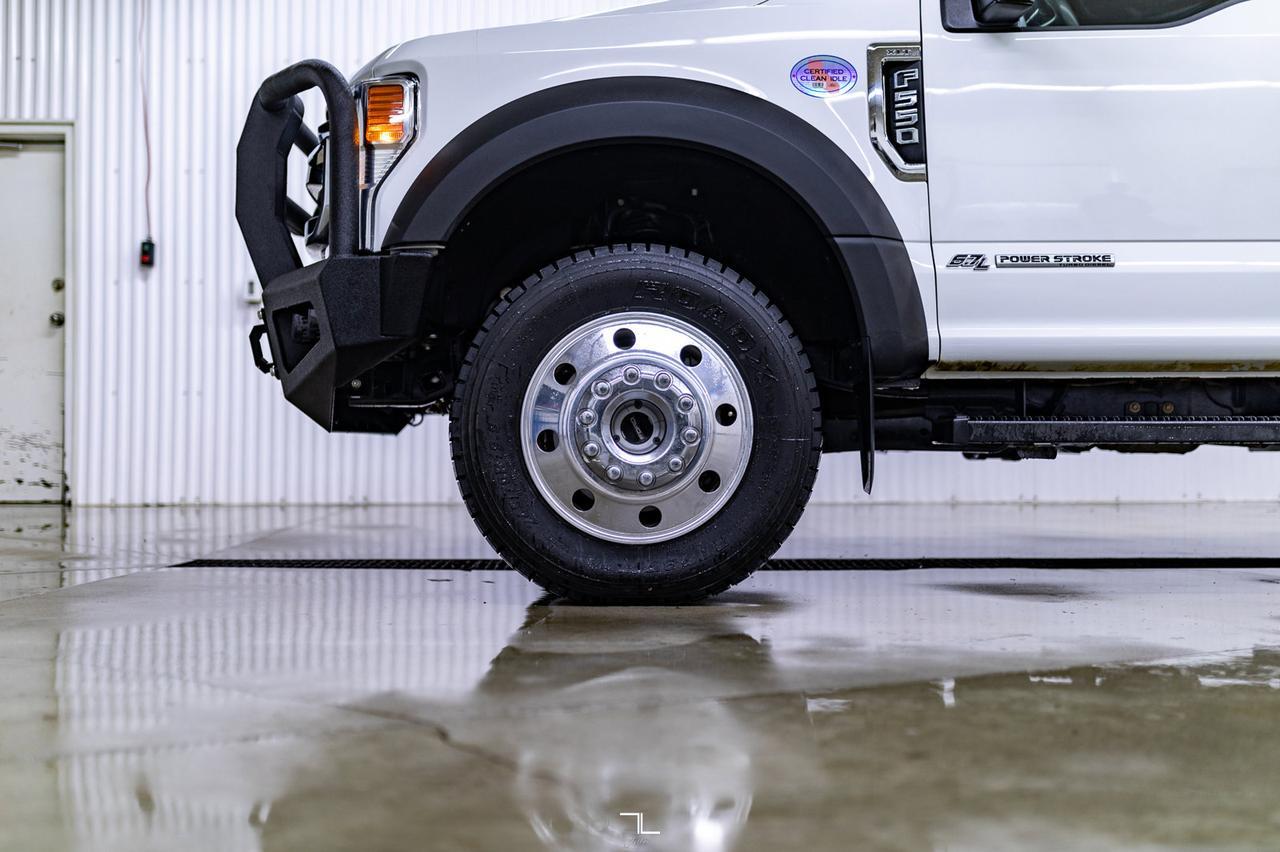 2022 Ford F-550 4x4 Crew Cab XLT Diesel Picker BCam Red Deer AB