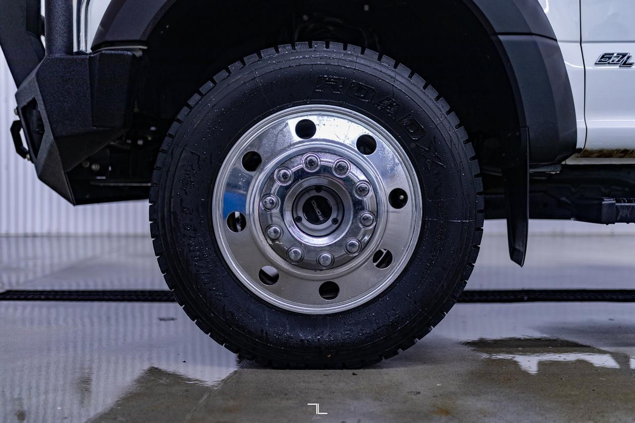 2022 Ford F-550 4x4 Crew Cab XLT Diesel Picker BCam Red Deer AB