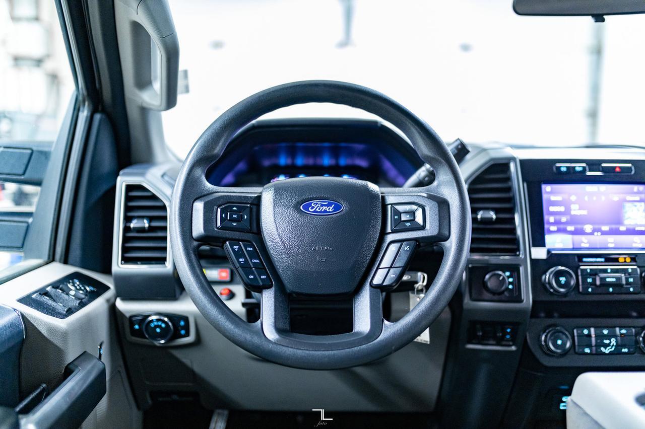 2022 Ford F-550 4x4 Crew Cab XLT Diesel Picker BCam Red Deer AB