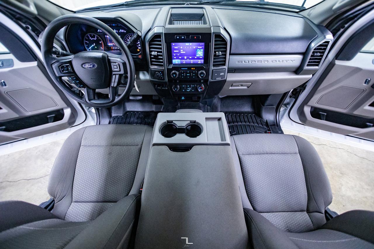 2022 Ford F-550 4x4 Crew Cab XLT Diesel Picker BCam Red Deer AB