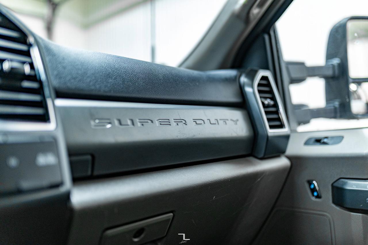 2022 Ford F-550 4x4 Crew Cab XLT Dually Deck Diesel BCam Red Deer AB