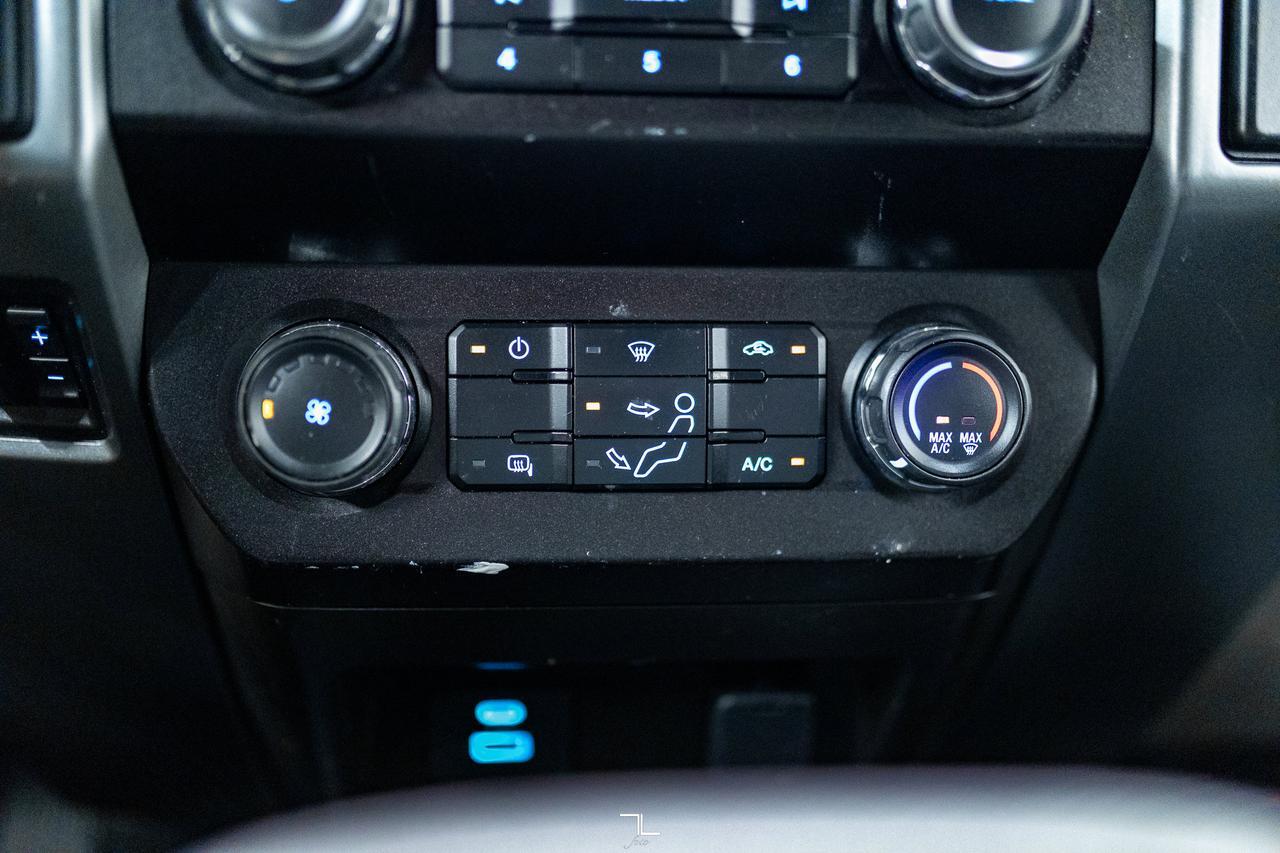 2022 Ford F-550 4x4 Crew Cab XLT Dually Deck Diesel BCam Red Deer AB