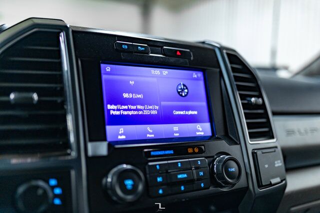 2022 Ford F-550 4x4 Crew Cab XLT Dually Deck Diesel BCam Red Deer AB