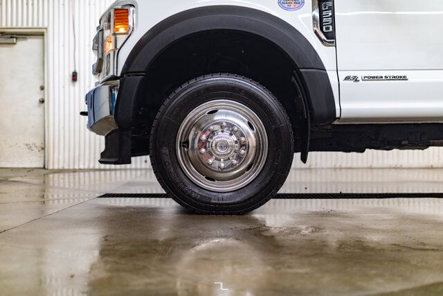 2022 Ford F-550 4x4 Crew Cab XLT Dually Deck Diesel BCam Red Deer AB