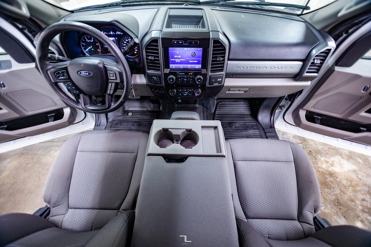 2022 Ford F-550 4x4 Crew Cab XLT Dually Deck Diesel BCam Red Deer AB