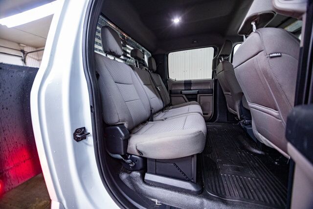 2022 Ford F-550 4x4 Crew Cab XLT Dually Deck Diesel BCam Red Deer AB