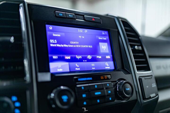 2022 Ford F-550 4x4 Crew Cab XLT Dually Deck Diesel Red Deer AB 2022 Ford F-550 4x4 Crew Cab XLT Dually Deck Diesel Red Deer AB