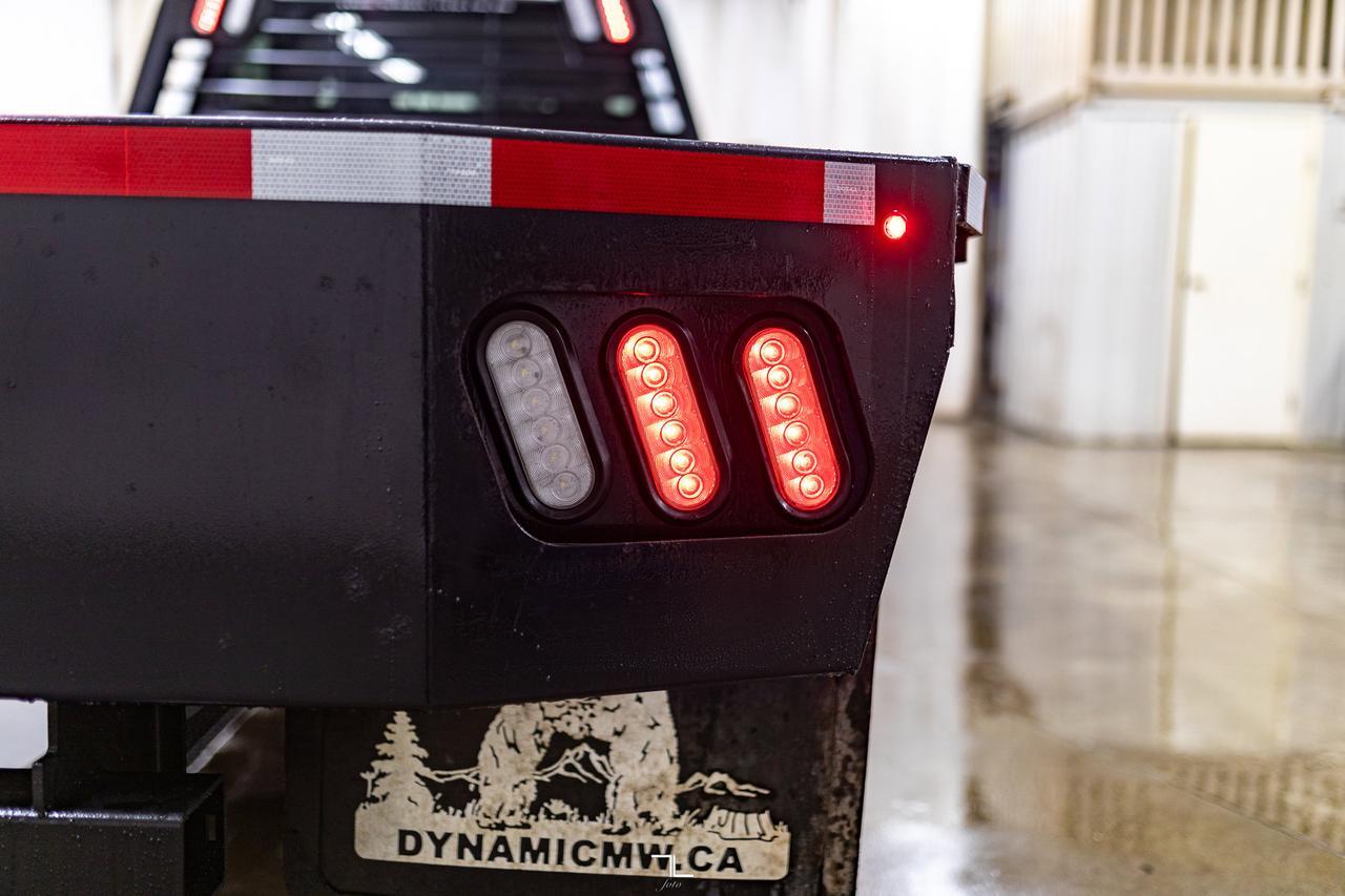 2022 Ford F-550 4x4 Crew Cab XLT Dually Deck Diesel Red Deer AB