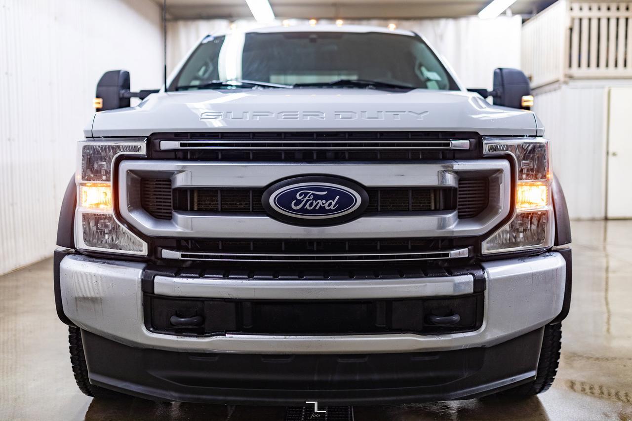 2022 Ford F-550 4x4 Crew Cab XLT Dually Deck Diesel Red Deer AB