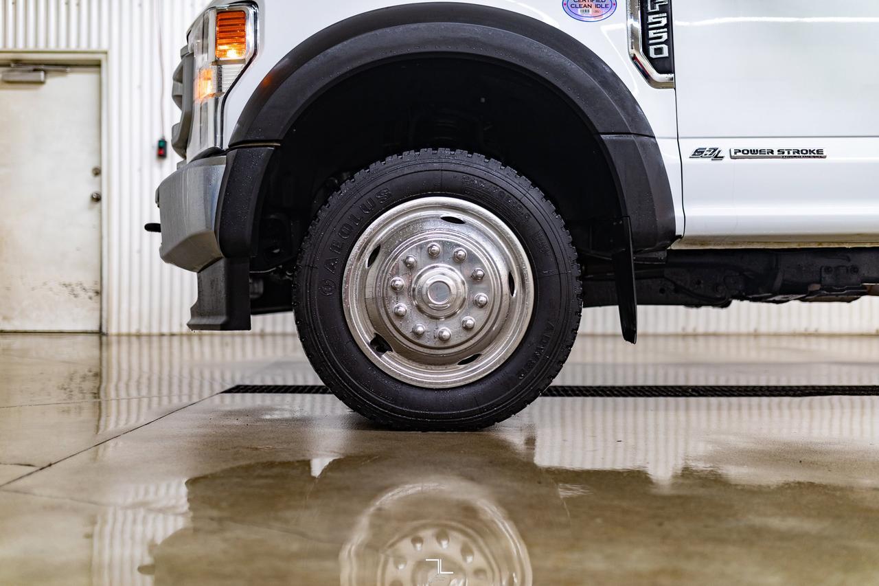 2022 Ford F-550 4x4 Crew Cab XLT Dually Deck Diesel Red Deer AB