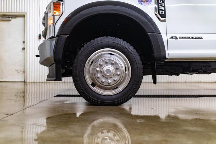 2022 Ford F-550 4x4 Crew Cab XLT Dually Deck Diesel Red Deer AB 2022 Ford F-550 4x4 Crew Cab XLT Dually Deck Diesel Red Deer AB