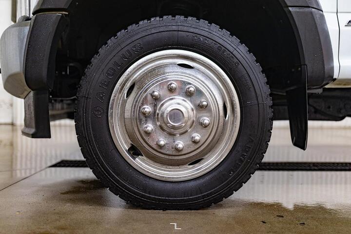 2022 Ford F-550 4x4 Crew Cab XLT Dually Deck Diesel Red Deer AB 2022 Ford F-550 4x4 Crew Cab XLT Dually Deck Diesel Red Deer AB