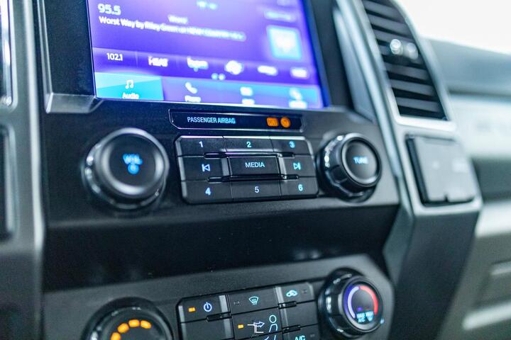 2022 Ford F-550 4x4 Crew Cab XLT Dually Deck Diesel Red Deer AB 2022 Ford F-550 4x4 Crew Cab XLT Dually Deck Diesel Red Deer AB