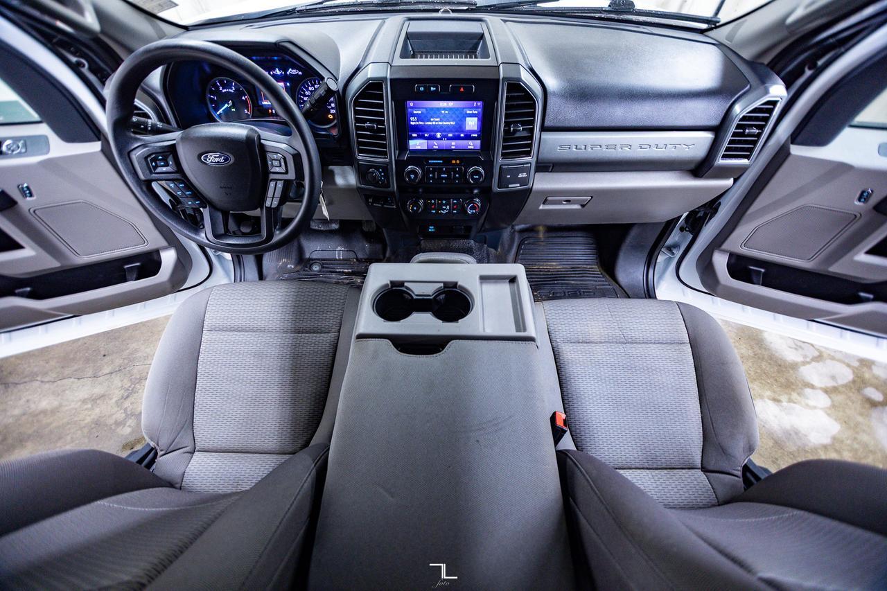 2022 Ford F-550 4x4 Crew Cab XLT Dually Deck Diesel Red Deer AB