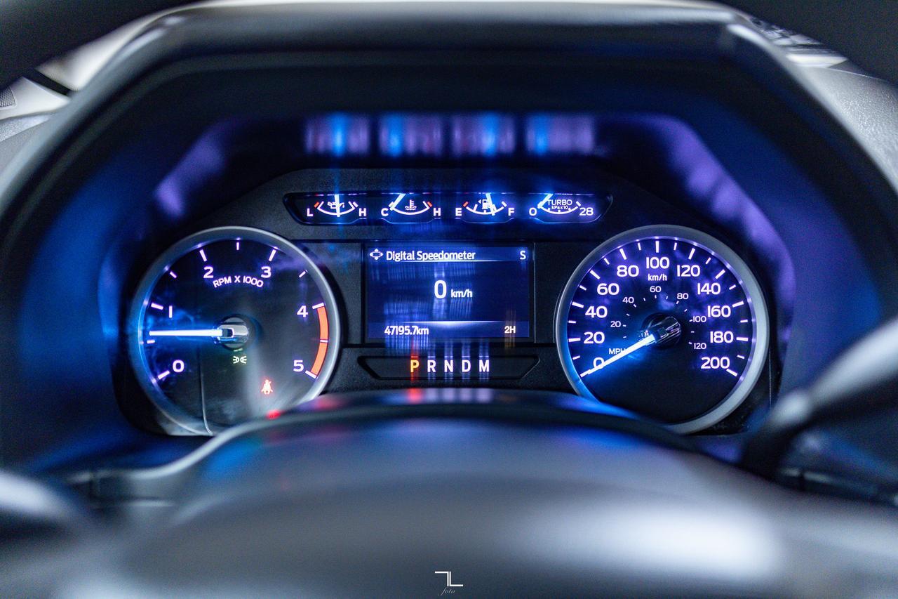 2022 Ford F-550 4x4 Crew Cab XLT Dually Deck Diesel Red Deer AB