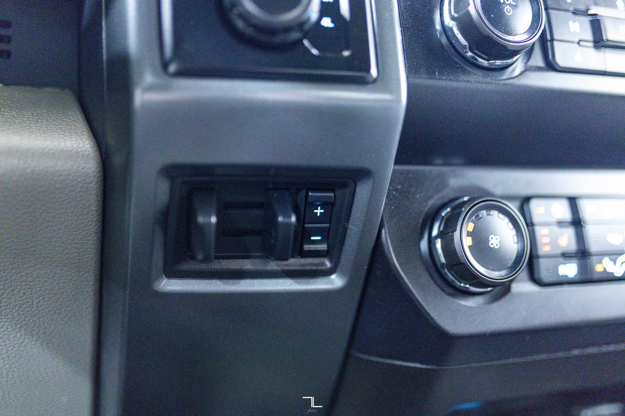 2022 Ford F-550 4x4 Crew Cab XLT Dually Deck Diesel Red Deer AB