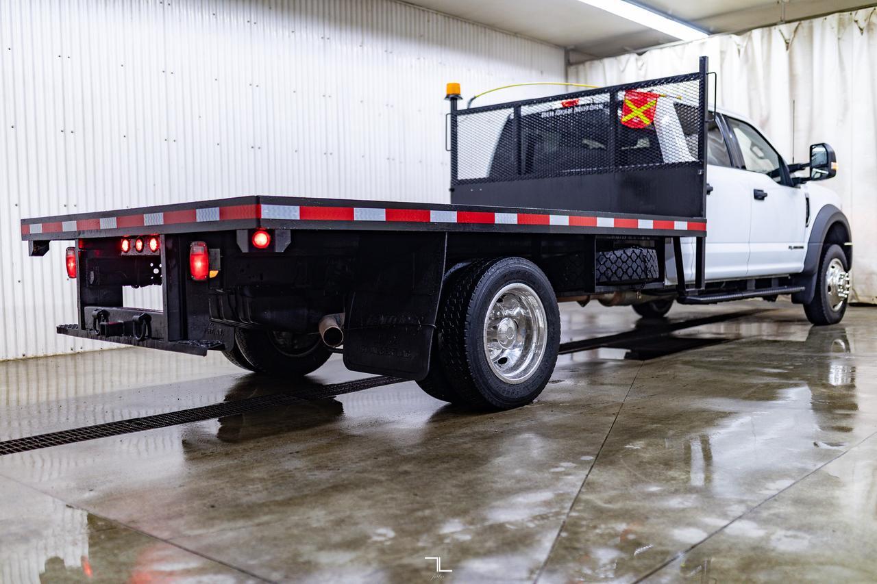 2022 Ford F-550 4x4 Crew Cab XLT Dually Deck Diesel Red Deer AB